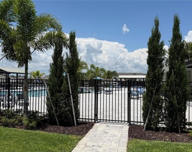 706 Blissful Gardens Way - Photo Thumbnail 24