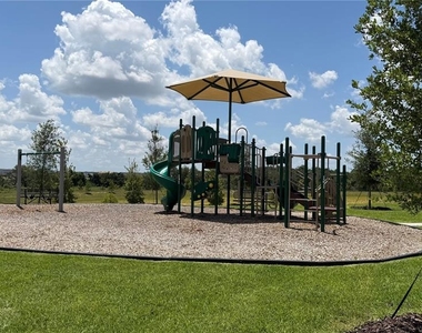706 Blissful Gardens Way - Photo Thumbnail 27