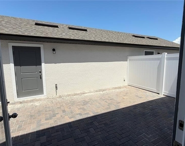 706 Blissful Gardens Way - Photo Thumbnail 17