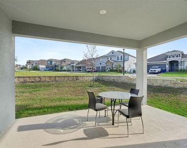 2025 Axel Street - Photo Thumbnail 33