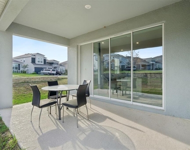 2025 Axel Street - Photo Thumbnail 34