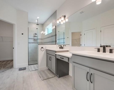 2025 Axel Street - Photo Thumbnail 26