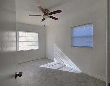 219 Hays Drive - Photo Thumbnail 7