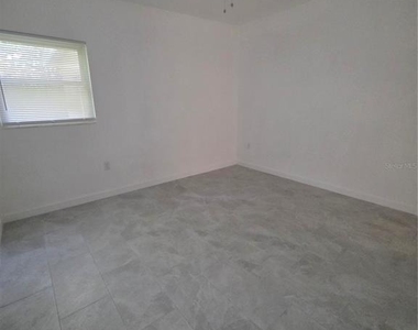 219 Hays Drive - Photo Thumbnail 11