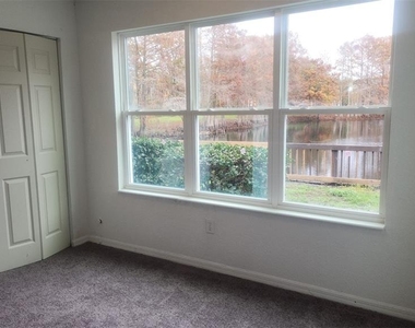 5713 Gatlin Avenue - Photo Thumbnail 10