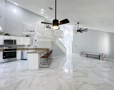 622 Anhinga Road - Photo Thumbnail 7