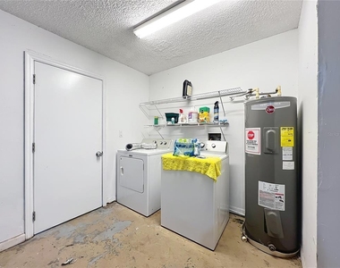 622 Anhinga Road - Photo Thumbnail 34