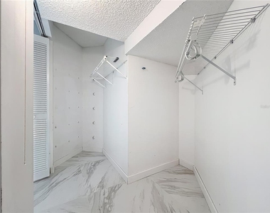 622 Anhinga Road - Photo Thumbnail 21