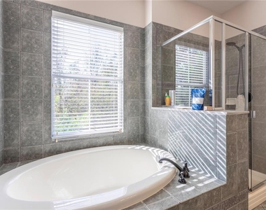 1608 Hanks Avenue - Photo Thumbnail 26
