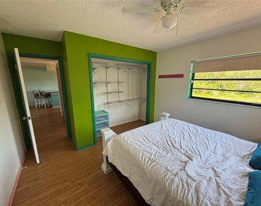 3141 10th Street - Photo Thumbnail 8