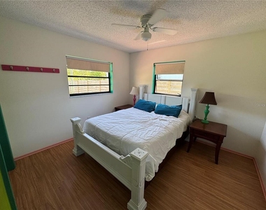 3141 10th Street - Photo Thumbnail 7