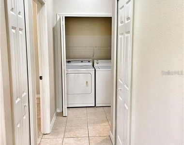 4114 Via Piedra Circle - Photo Thumbnail 9