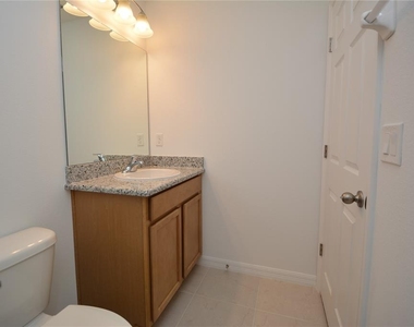 31 Zoeller Court - Photo Thumbnail 27