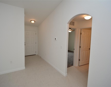 31 Zoeller Court - Photo Thumbnail 8