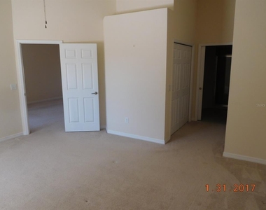 3670 Lakewood Boulevard - Photo Thumbnail 10