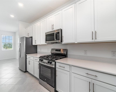 15194 Bluffton Lane - Photo Thumbnail 8
