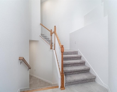 15194 Bluffton Lane - Photo Thumbnail 2