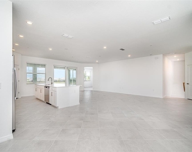 15194 Bluffton Lane - Photo Thumbnail 5