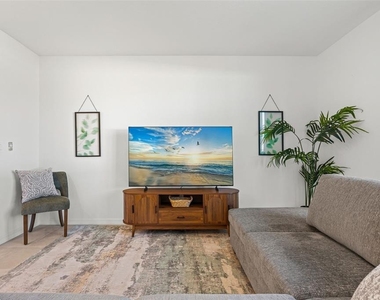 14333 Lilac Sky Terrace - Photo Thumbnail 13