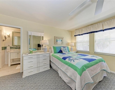 102 Palmetto Avenue - Photo Thumbnail 42
