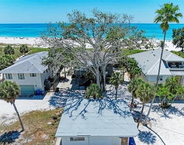 102 Palmetto Avenue - Photo Thumbnail 3