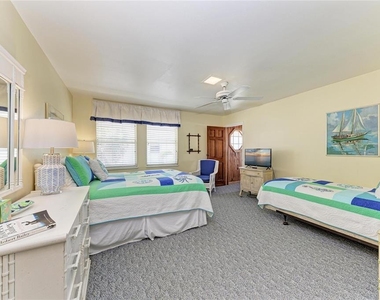 102 Palmetto Avenue - Photo Thumbnail 40