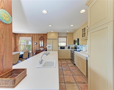 102 Palmetto Avenue - Photo Thumbnail 14