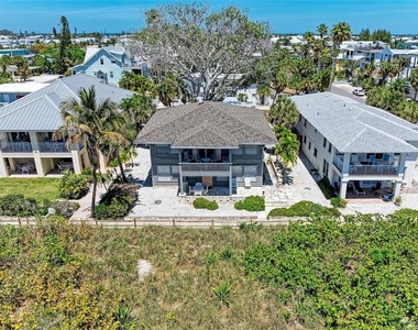102 Palmetto Avenue - Photo Thumbnail 1