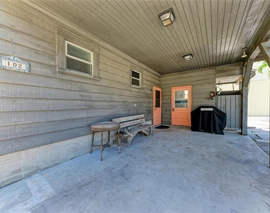 102 Palmetto Avenue - Photo Thumbnail 5