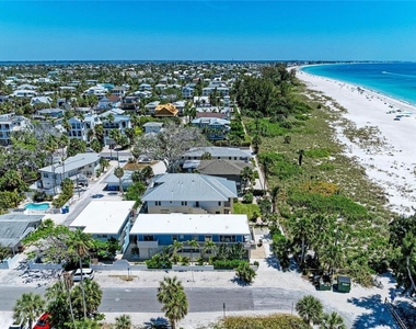 102 Palmetto Avenue - Photo Thumbnail 56