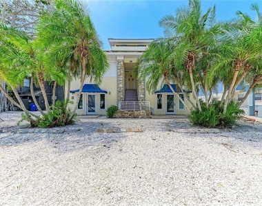 101 Palm Avenue - Photo Thumbnail 1