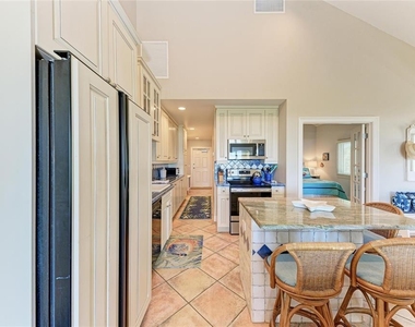 101 Palm Avenue - Photo Thumbnail 8