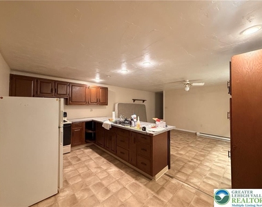 213 E Bertsch Street - Photo Thumbnail 1