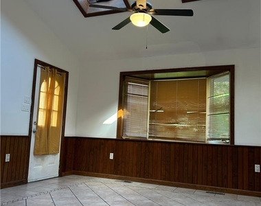 138 S 3rd Street - Photo Thumbnail 5