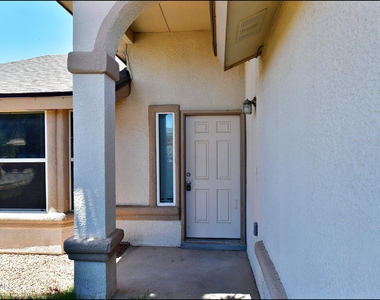 804 Margarita Street - Photo Thumbnail 4