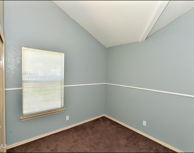 804 Margarita Street - Photo Thumbnail 28