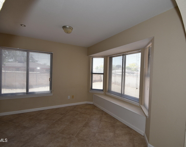 807 Poplar Street - Photo Thumbnail 13