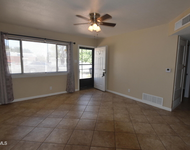 807 Poplar Street - Photo Thumbnail 1