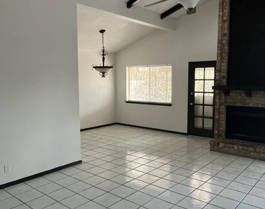 7772 Iroquois Drive - Photo Thumbnail 18