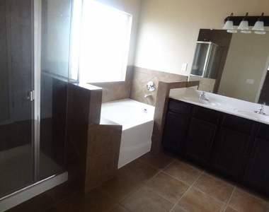 12325 Sombra Grande Drive - Photo Thumbnail 19