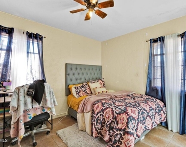 1309 Zuni Place - Photo Thumbnail 5