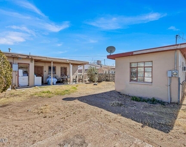 1309 Zuni Place - Photo Thumbnail 16