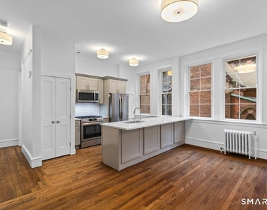 284 Orange Street - Photo Thumbnail 1