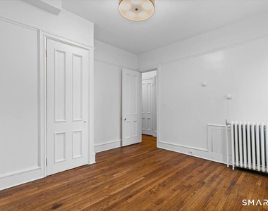 284 Orange Street - Photo Thumbnail 9