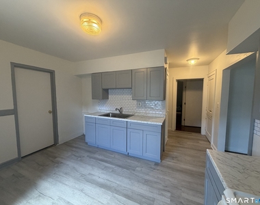 155 Clover Street - Photo Thumbnail 2