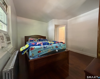 155 Clover Street - Photo Thumbnail 5