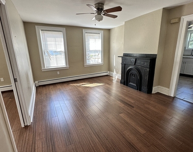 36 Pleasant Street - Photo Thumbnail 3