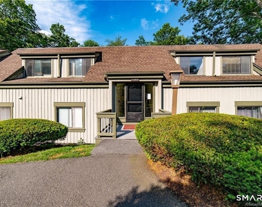 140 Woodvale Drive - Photo Thumbnail 11