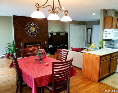 950 Cove Road - Photo Thumbnail 3