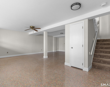 201 College Street - Photo Thumbnail 23